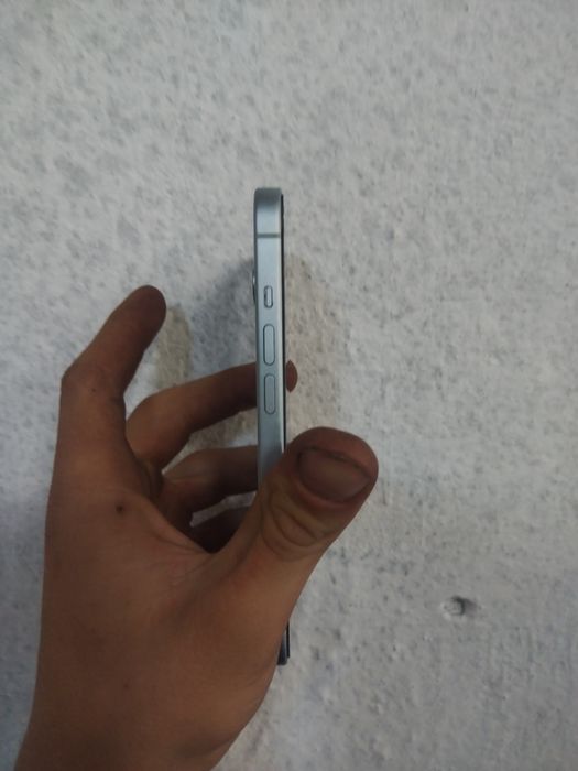 Продам iPhone 15