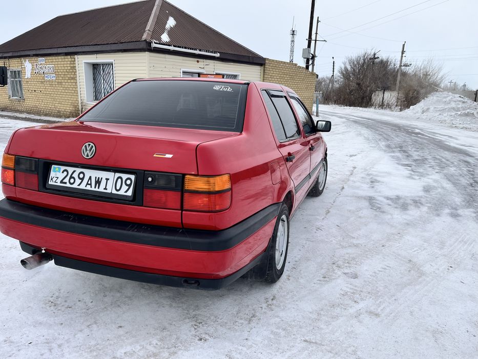 На активном бодром ходу1994