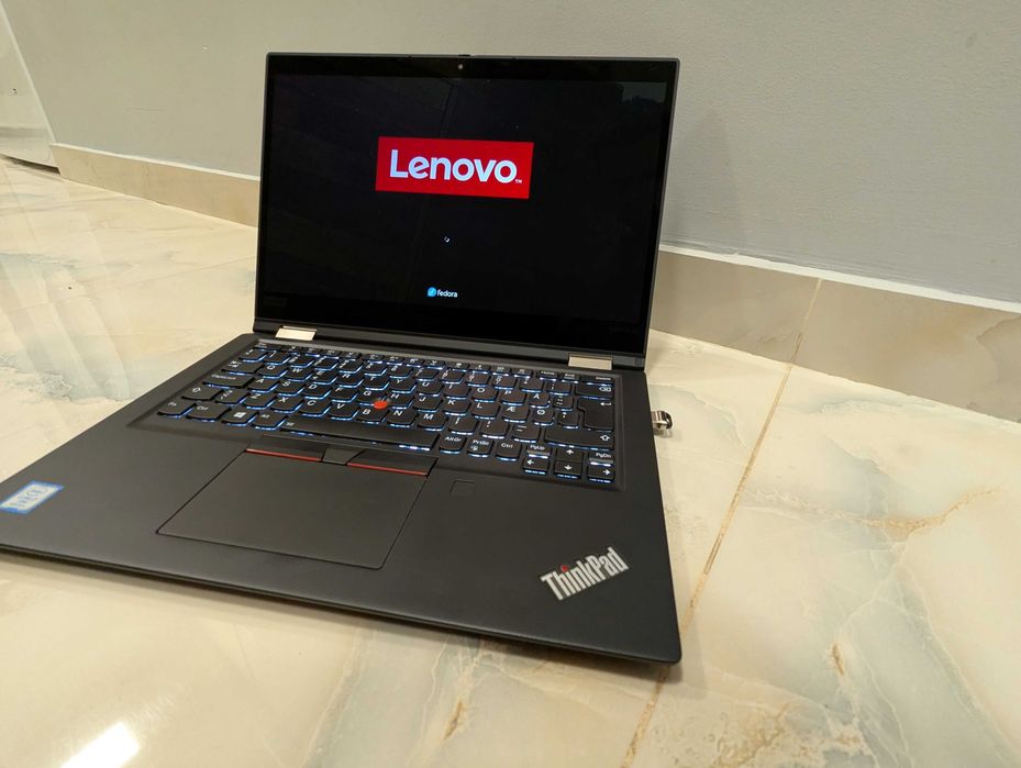 Lenovo 2-в-1 ThinkPad X390 Yoga 13,3"/Core i7/16GB RAM/touch/stylus