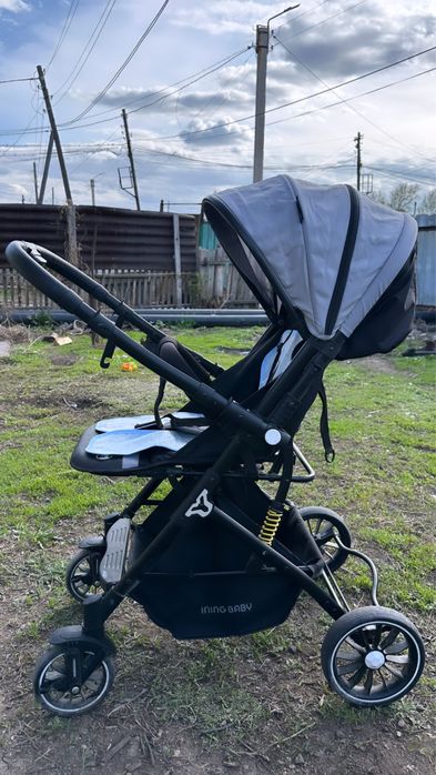 Коляска в отличном состоянии