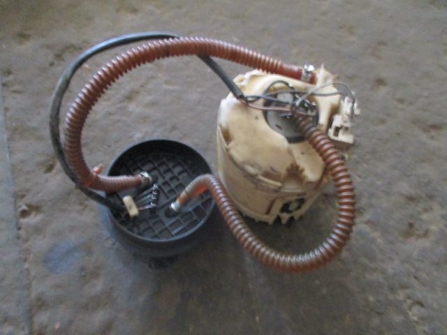 Pompa benzina rezervor Vw Polo 6N an 1994-2000 motor 1,3 1,4 benzina