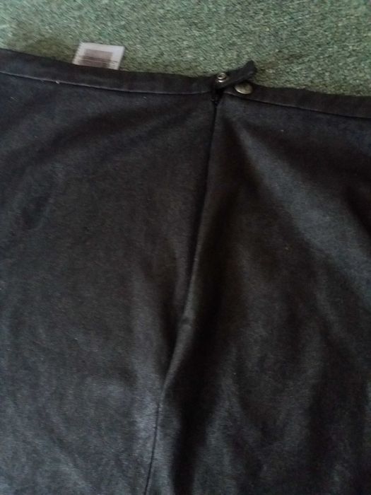 Пола GUESS размер 30 - 18 лв