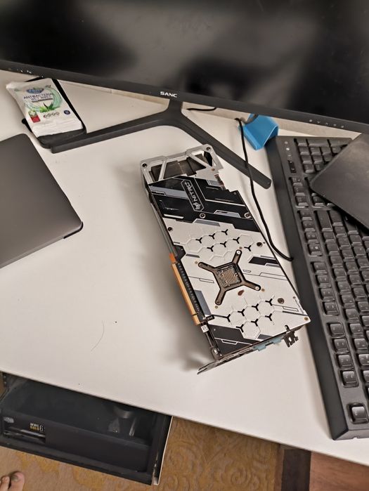 Amd Radeon rx 5700xt 8gb Sapphire