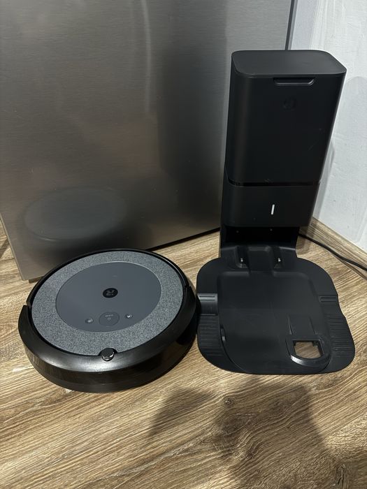 Aspirator IRobot Roomba i3+