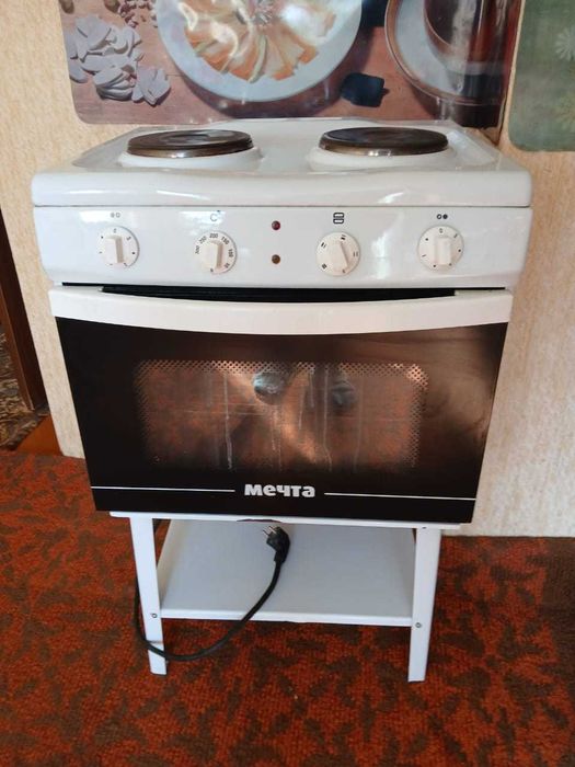Электроплита с духовкой б/у