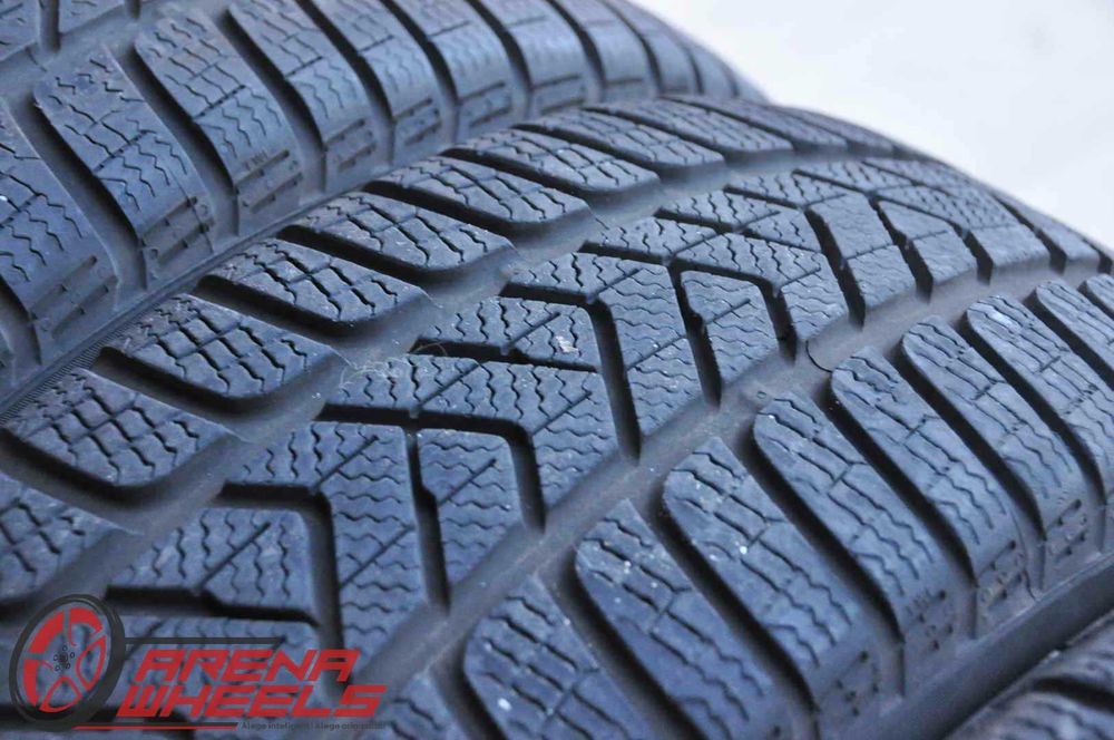 Anvelope Iarna 18 inch Pirelli Sottozero 3 245/45 R18 100V Runflat
