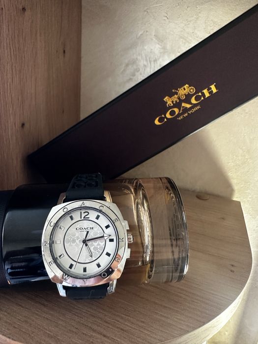 Топ! Часовник Coach