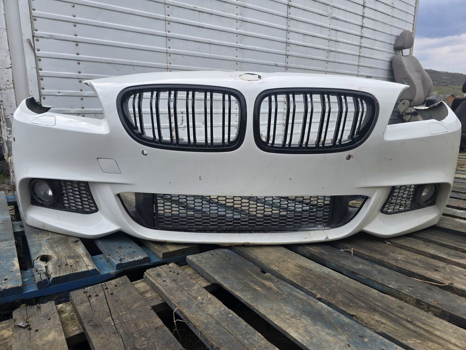 Vând bara fata M BMW seria 5 f10