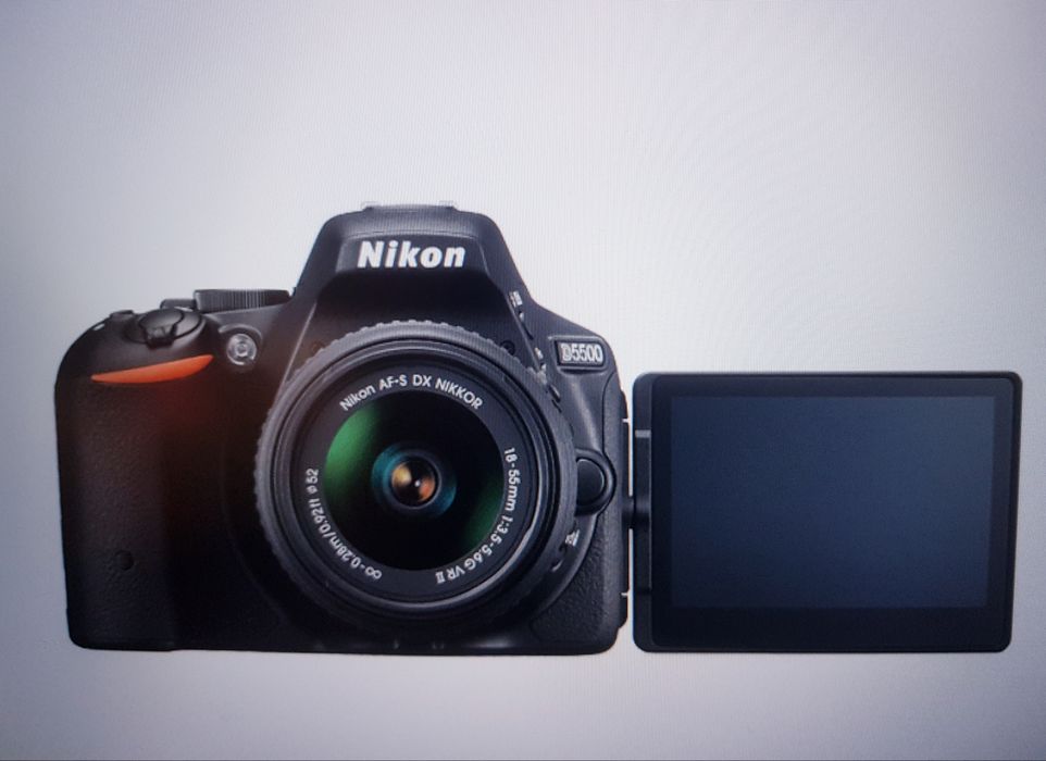 Nikon D5500 Touch Screen DSLR - APARAT FOTO