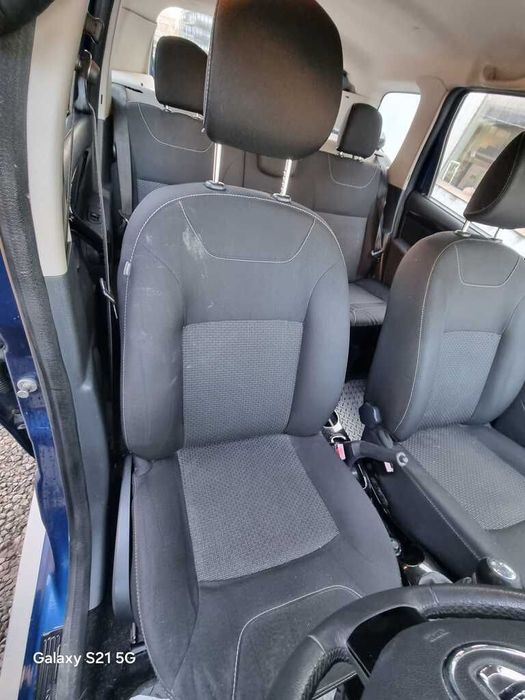 Interior complet Dacia Duster 2010 - 2013 SUV 4 Usi (1453)