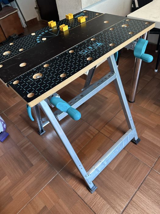 Masa de lucru multifunctionala