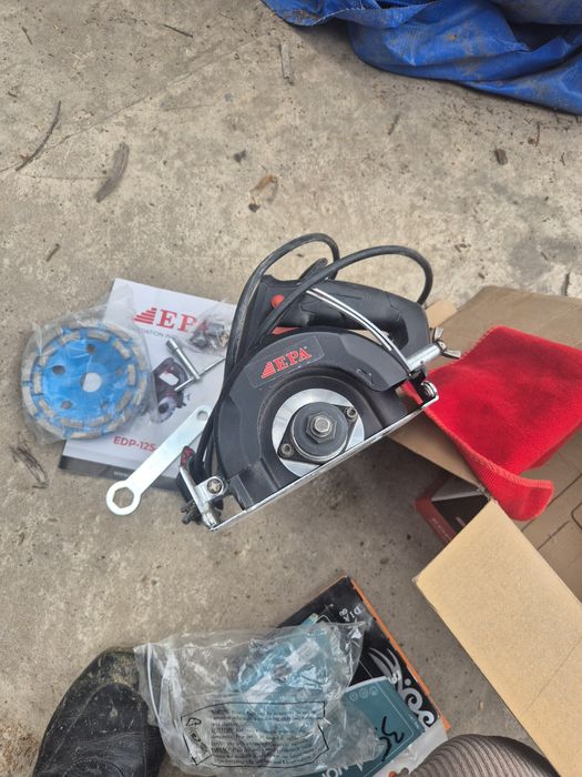 Дисковая пила EPA  EDP-125-1 Б/У