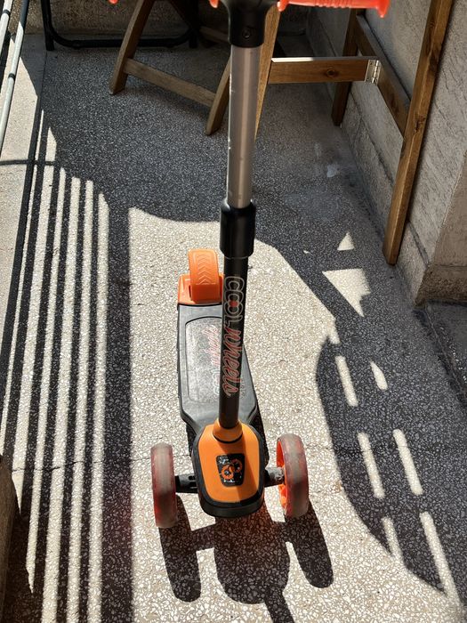 FURKAN Cool Wheels Тротинетка светещи гуми до 40кг. Оранжева