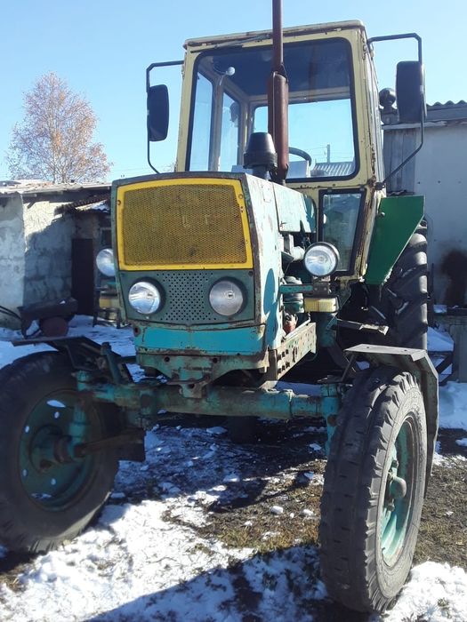 Продам трактор ЮМЗ 6, прицеп , культиватор