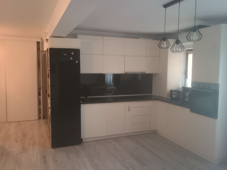 Apartament 3 camere str. Sub Cetate