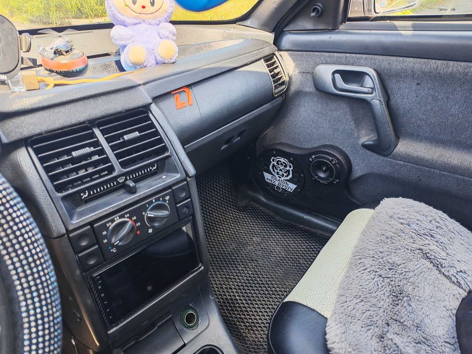 Продам машину ладу 12ку