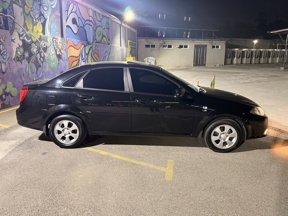 Chevrolet Gentra sotiladi ideal holat avtomat
