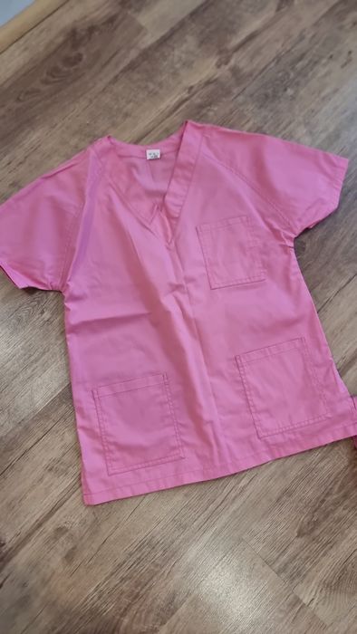 Vand set ținută medic/asistent medical generalist/infirmier