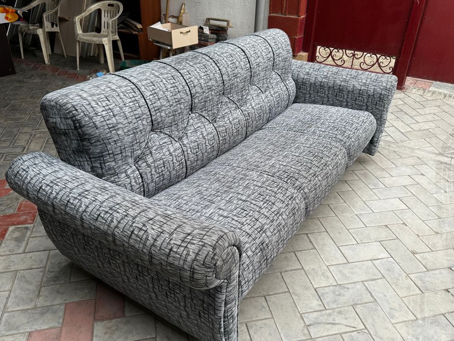 Диван в отличном состоянии