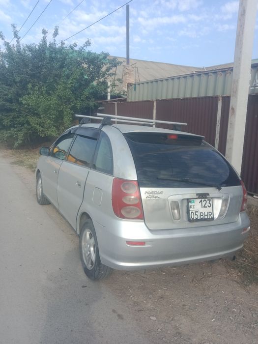 Продам Тойота Надия