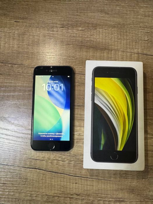 iPhone SE в отличном состоянии