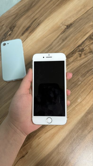 Продается Iphone 7