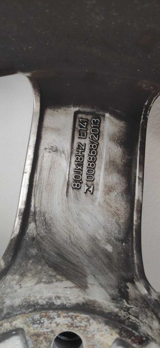 Гуми с джанти за Ауди А3 . Два броя.