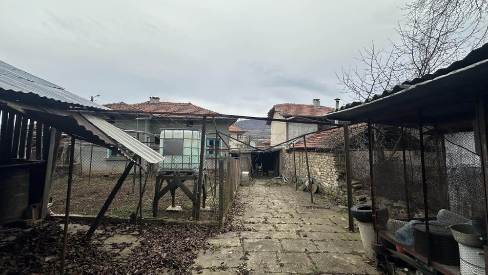 Продава се Къща в Троян - 90 кв.м за 397 €/кв.м - Снимка #5