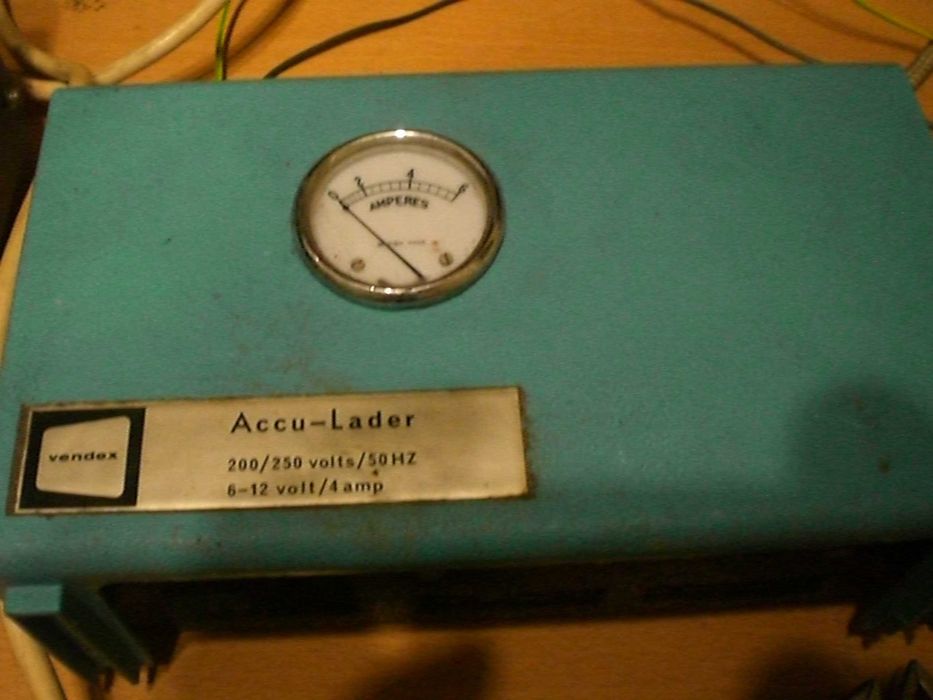 зарядно за акумулатор бг и немско старите