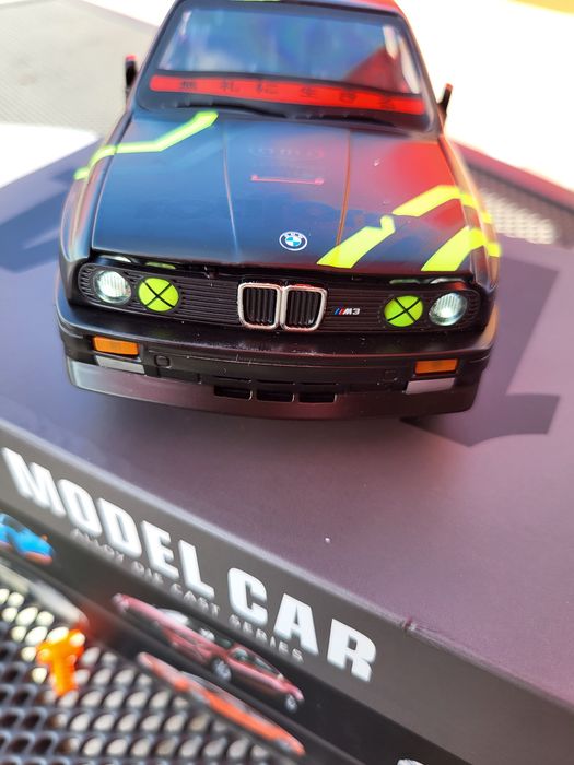 Machetă auto metalică BMW M3 1:24
