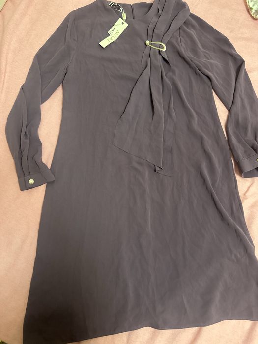 Женская одежда.