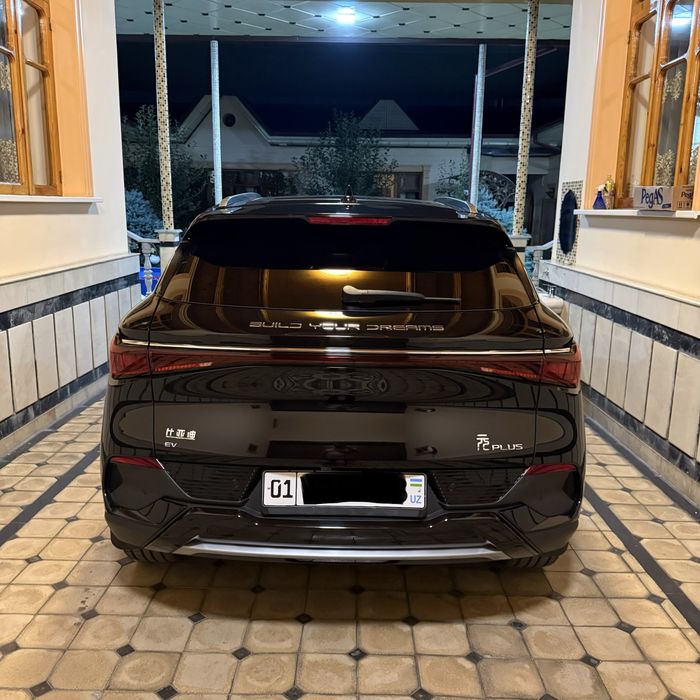 BYD Yuan plus qora 2024