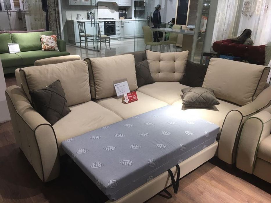 Диван угловой и прямой