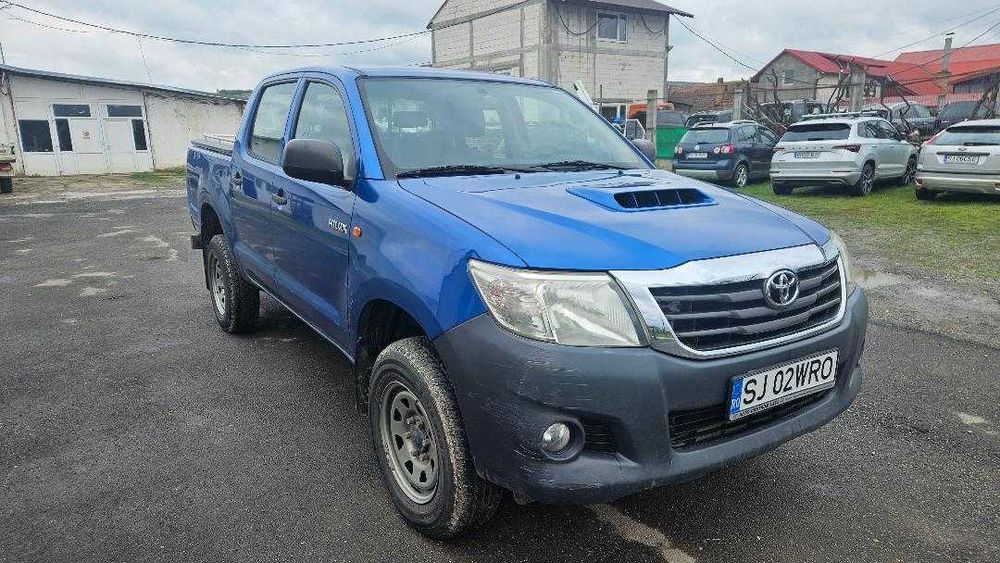 Vand autoutilitara Toyota Hilux