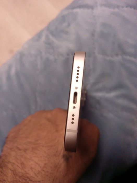 Продам айфон 13. 128 ГБ