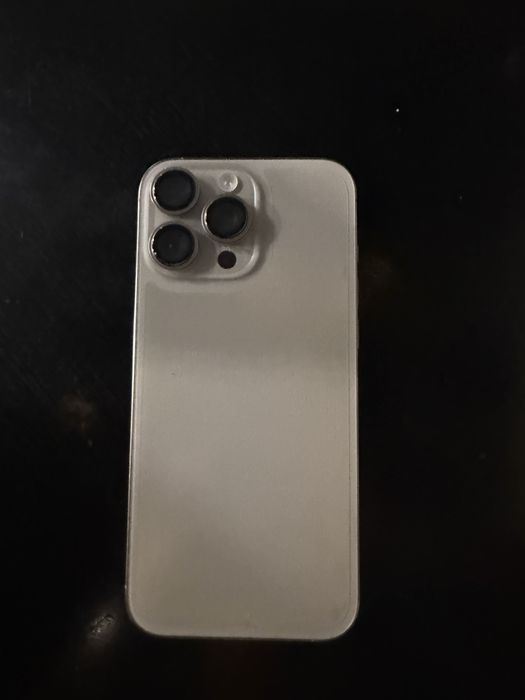 Продам iphone 16 pro max 256 gb