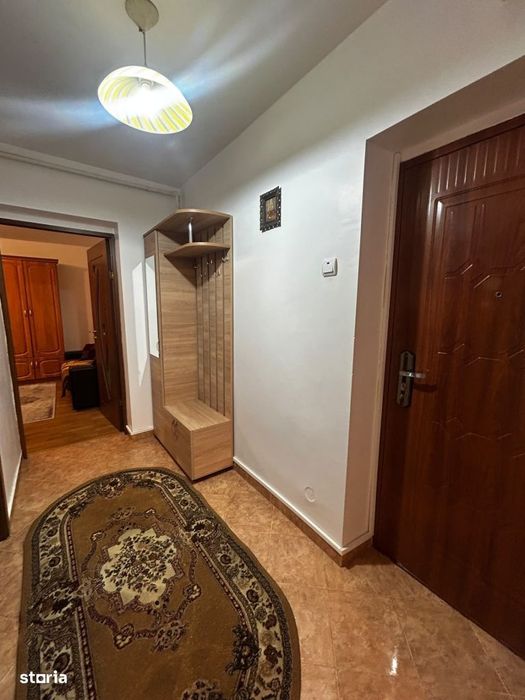 Apartament 2 camere decomandate, 9 Mai