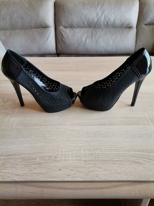 Дамски обувки 36