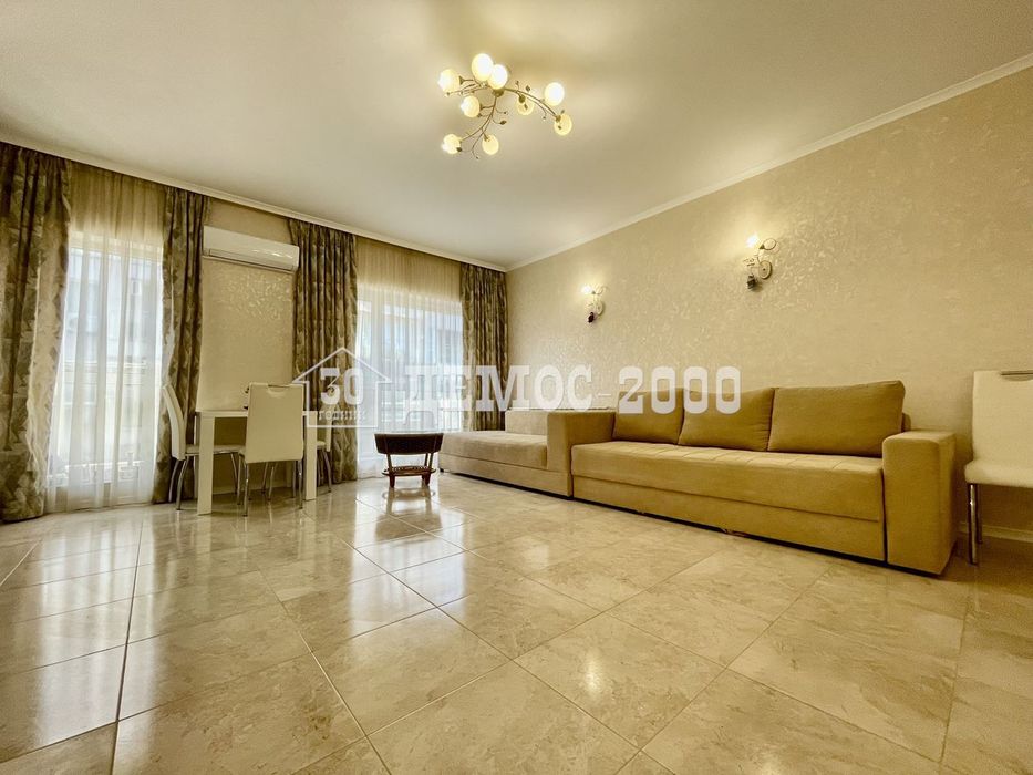 Продава се Двустаен апартамент в Варна, Бриз - 86 кв.м за 1779 €/кв.м - Снимка #3