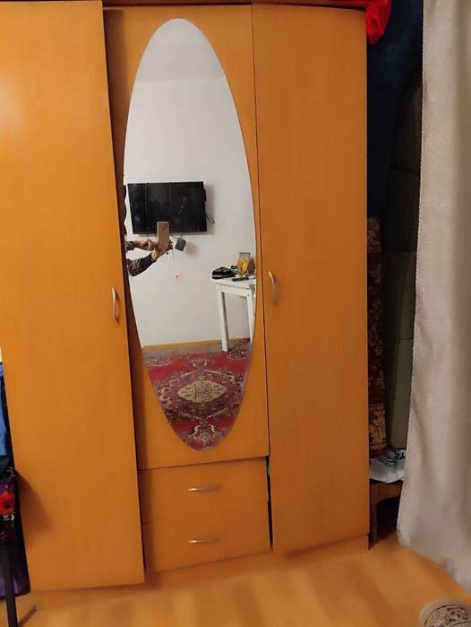 Продам плательный шкаф