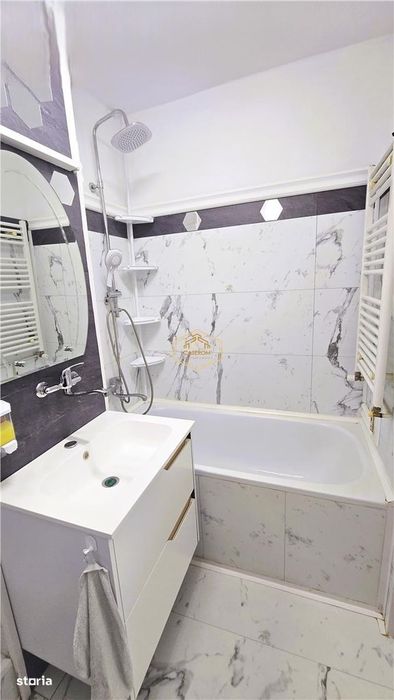 Etaj I | Apartament cu 2 camere si balcon | Botizului