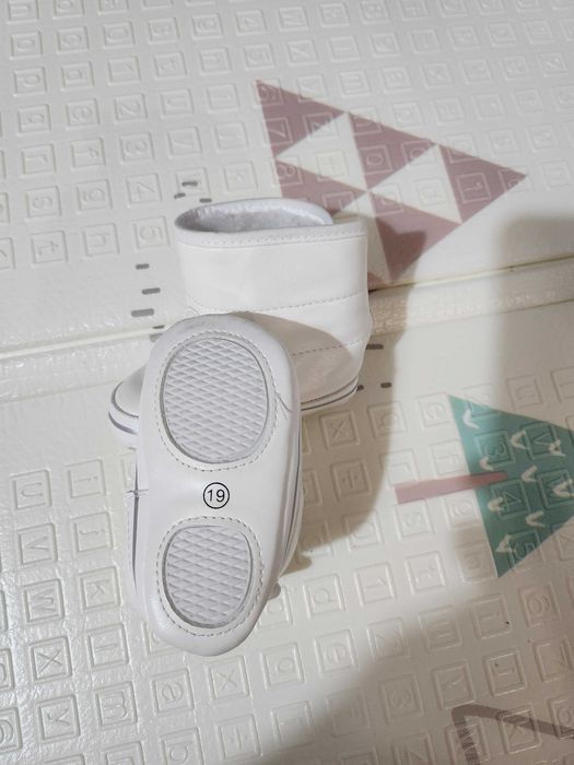 Бебешки обувки номер 17