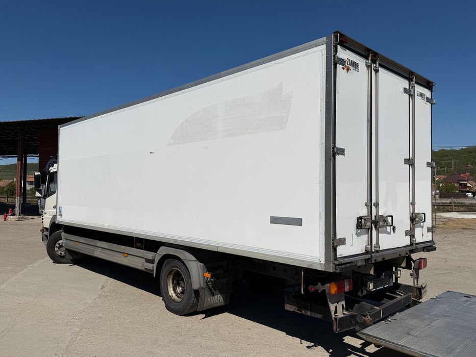 Cub container camera frigorific izoterma Thermo king TS-200, motoina+380v
