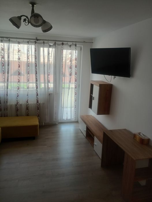 Închiriez apartament 2 camere