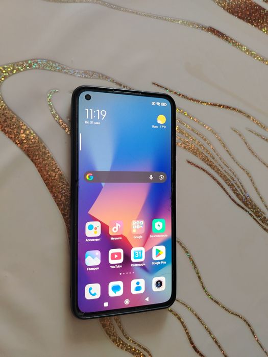 Продам смартфон xiaomi 11 lite