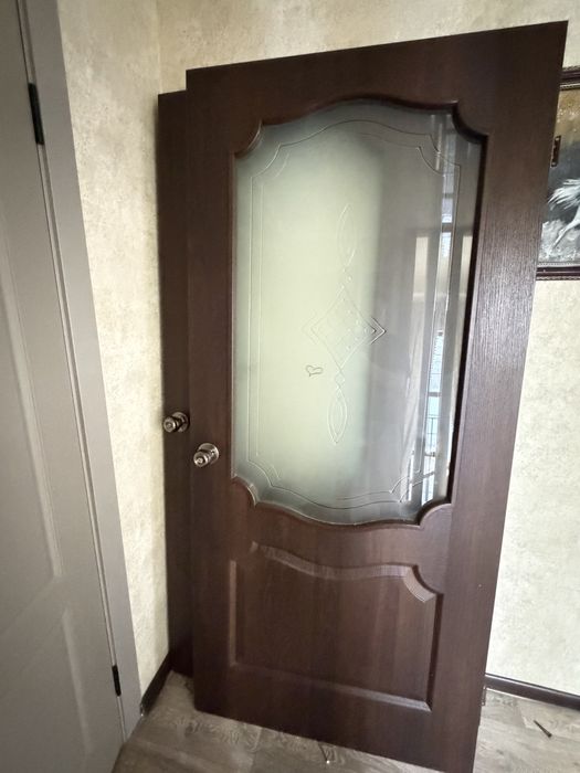 Прдам межкомнатные двери