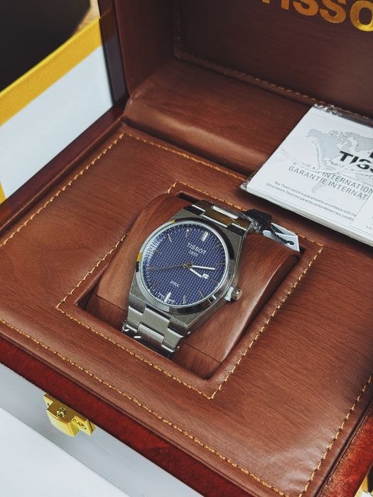 продам 10 пар часов с коробкой