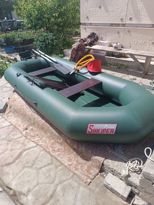 Продам лодку двухместную