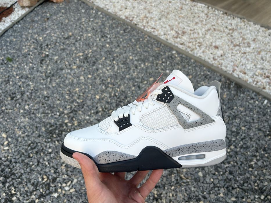 Jordan 4 Retro White Cement