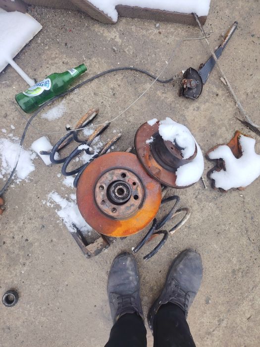 Vaz 21011 zapchastlar bor